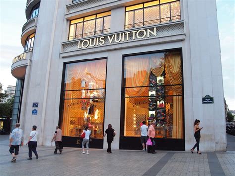 cheaper to buy louis vuitton in paris|louis vuitton paris outlet.